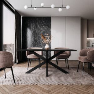 Prostokątny stół jadalniany 160x90 cm z blatem imitującym czarny marmur w nowoczesnej jadalni z nastrojowym oświetleniem, tapicerowanymi krzesłami i dużą dekoracją ścienną w tle.